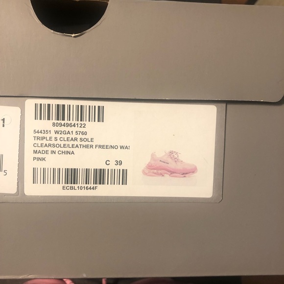 Balenciaga womens triple s sneakers - Picture 6 of 6